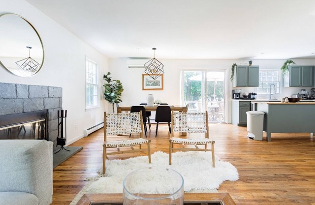 La casa del carril | North Fork Private Beach Escape