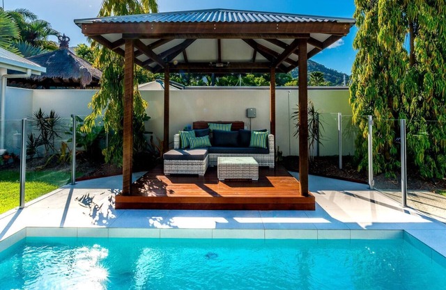 The Last Resort Villa 2