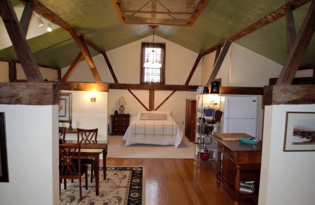 The Laurentide Inn