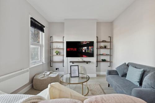 The Leyton Cottage Flat