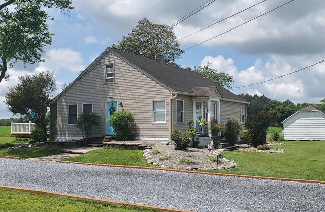 The Lighthouse Cottage. Close to Ocean City, MD and Fenwick Island, DE. PETS OK