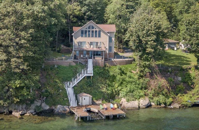 The Lily Pad: Absolutely Stunning Cayuga Lake House!