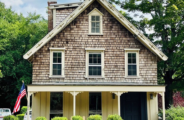 The little Chestnut. A charming historic apartment in Downtown Chester