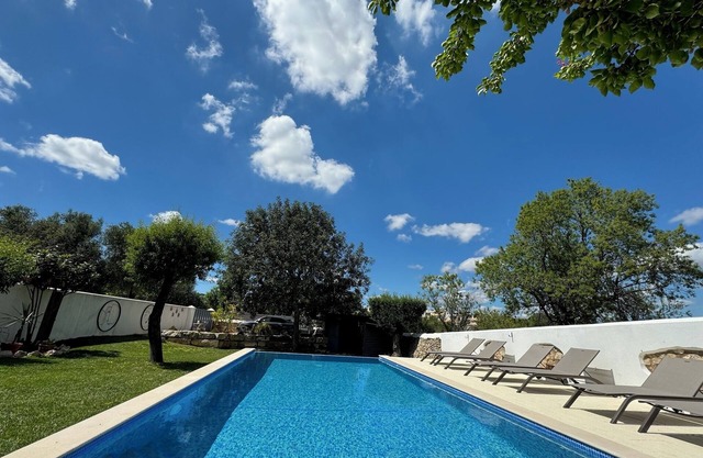 The Little Wine House - Maison & Jardin Privés au Calme Proche Albufeira
