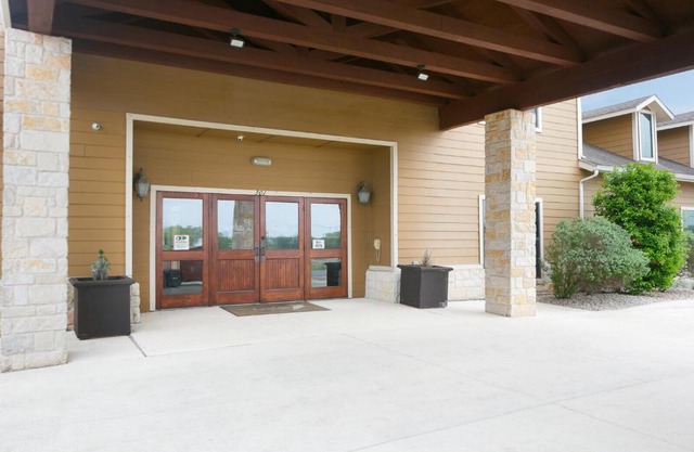 The Lodge At Kenedy