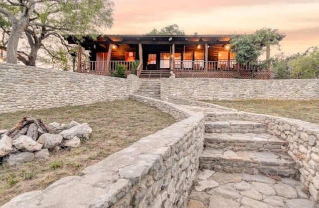 The Lodge at Lightning Bug Springs