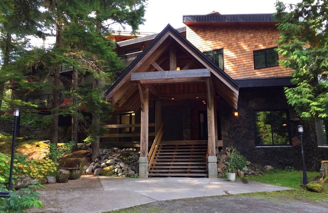 The Lodge at Skeena Landing