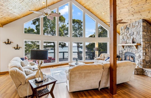 The Lodge at Sparkling Water