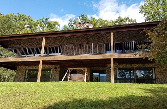 Die Lodge in Sugar Hollow