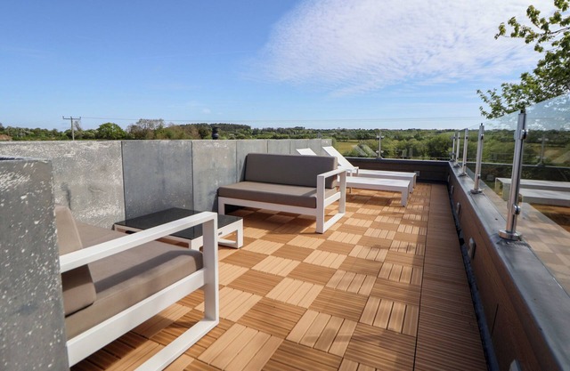 The Lodge @ Racecourse House