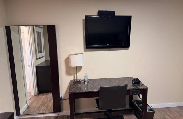 The Lodge Tulelake