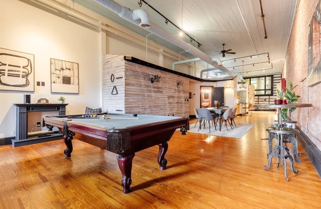 The Loft 23/ Stay on Main St | 2 Bed, 2 Bath