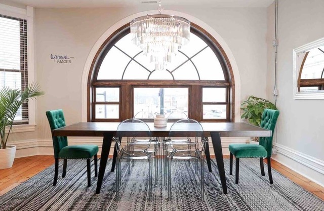 ★ Ultra Luxury Downtown Loft - Perfekt für Medizin- und Geschäftsreisende ★