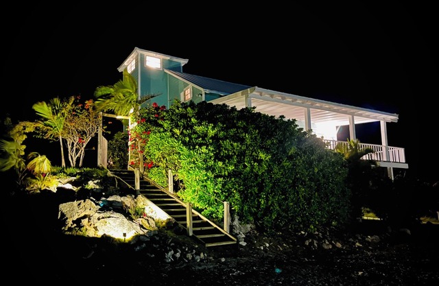 The Lookout House Large 5-bedroom home with stunning views on the Sea of Abaco