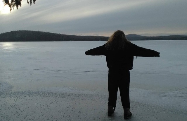 Das Loon House liegt an einem wunderschönen, sauberen Silbersee mit Federspeisung.