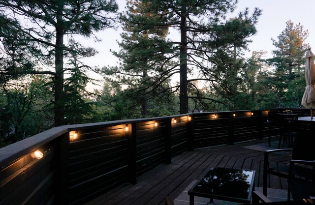 The Lost Pine: 3-Bedroom Chalet Style Cabin