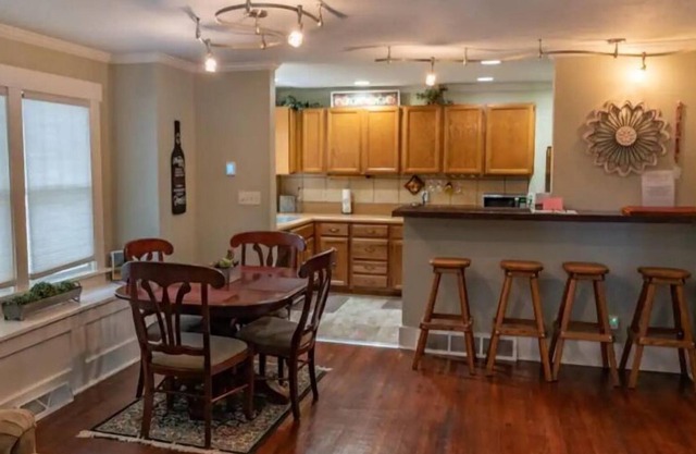 The Lucy House, a Cozy and Quaint Getaway