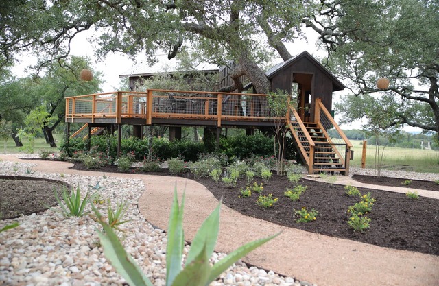 Das Machan-Baumhaus in Dripping Springs