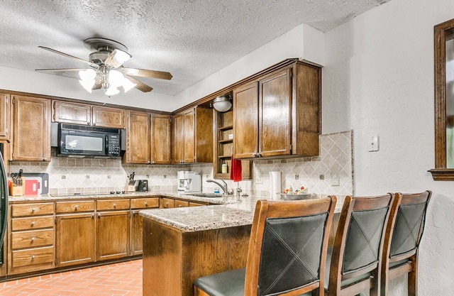 The Magnolia - A Lush and Inviting Home in Norman