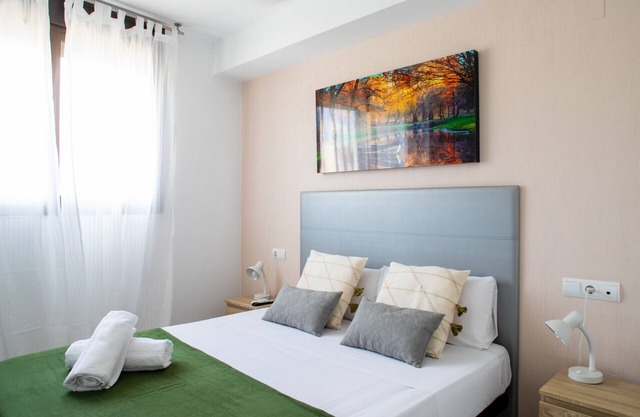 The Malvarrosa Apartment with Parking by Florit Flats