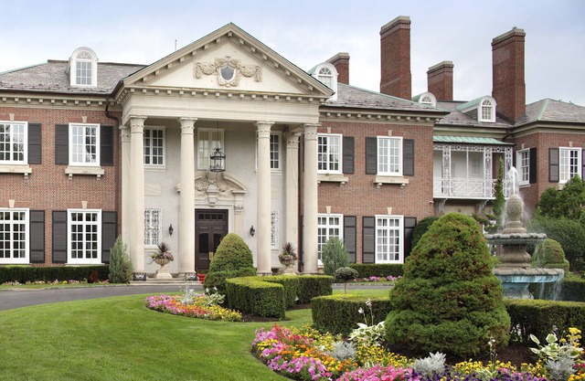The Mansion at Glen Cove