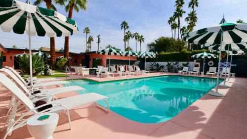 The Marley Hotel by AvantStay 20 OCC Full Hotel Buyout in Palm Springs w Pool Hot Tub