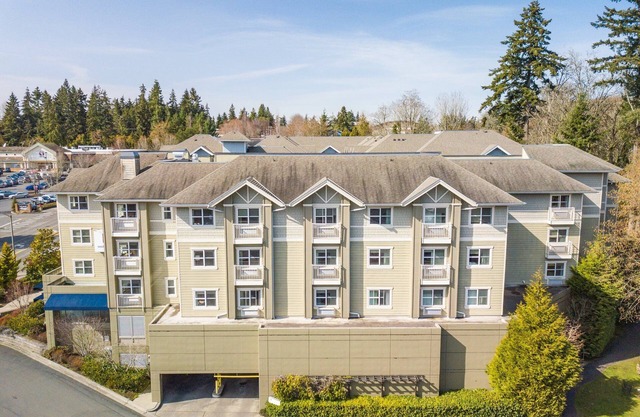 The Marshall Suites