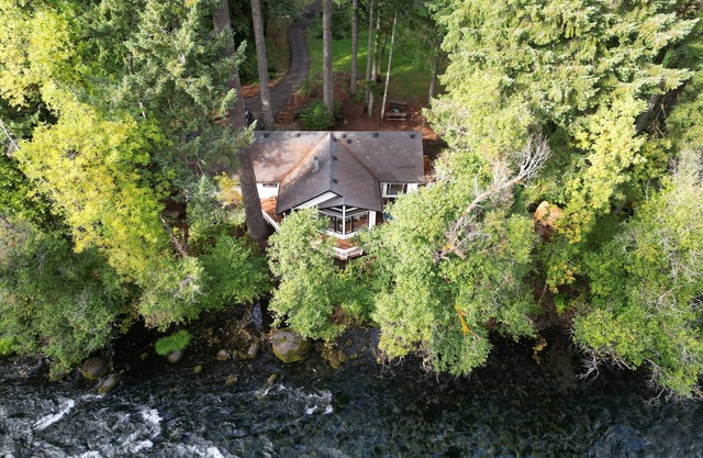 The Mckenzie House w/ sauna & outdoor shower