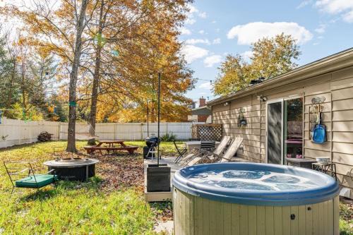 The Meyer spacious family home with hot tub