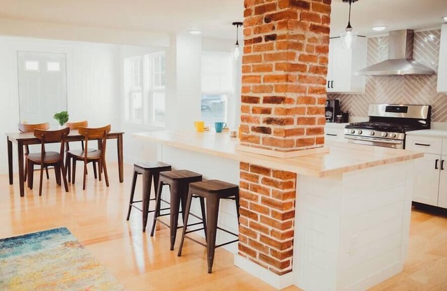 Bright & Modern 3 BR Home