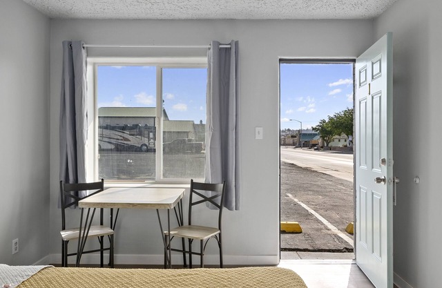 The Mint Motel