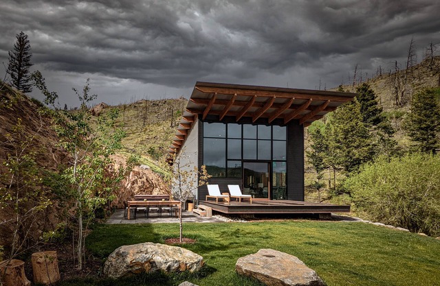 The Mountain Lookout