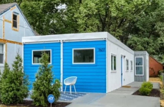 The New Blue Container Home blocks from Waldo! Master with TV and walk-in closet