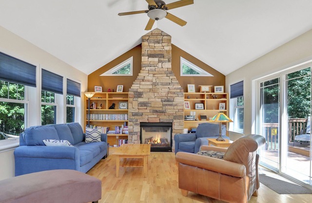 The New Paltz Moondance Ridge House