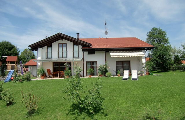 Die neuerbaute **** Ferienwohnung bietet Ihnen größtmöglichen Komfort