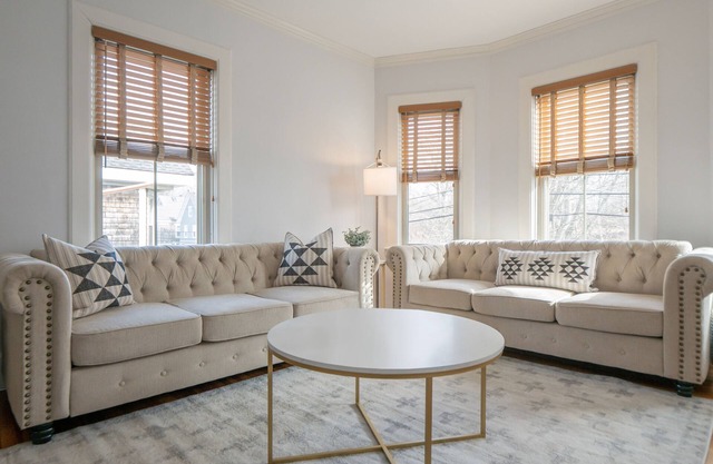 The Newport Haven - 3 Bedroom, 1 Bath in 5th Ward