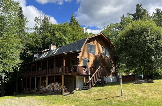 “The Northern Quarters” with Huge Pool & Hot Tub