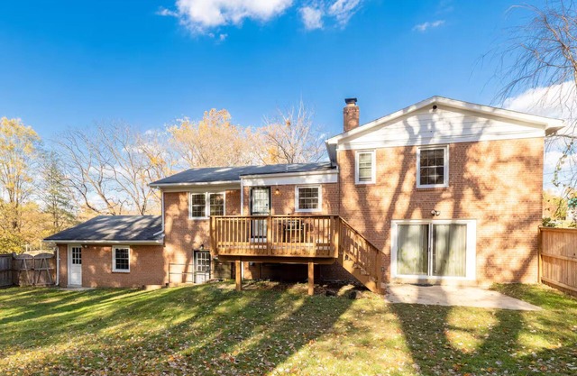 The Oak Escape - Ping-Pong - Nearby Trails