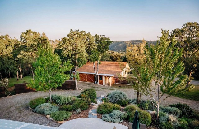 The Oak Meadows Guest House