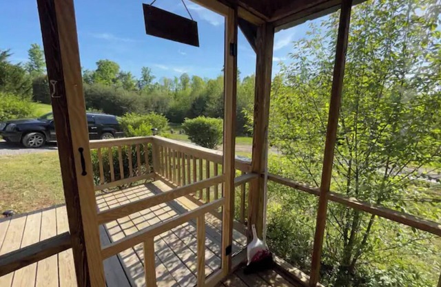 The Oak Oasis - Gorgeous views and a hot tub