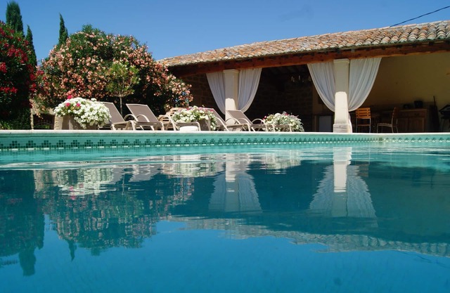 LE MOULIN VIEUX **** authentisches provenzalisches Bauernhaus mit beheiztem Pool