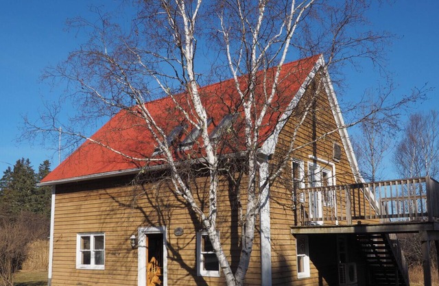 The Old Barn 4 Schlafzimmer, 8-10 Minuten zu Blue Rocks und Lunenburg auf der ruhigen Heckmans Island