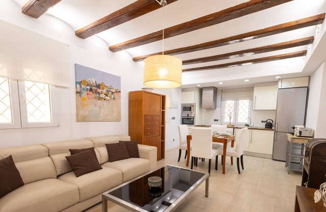 The Old Town Apartment by Florit Flats