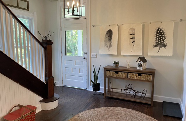 Ferienhaus-Charakteristisch-Ensuite Bad-Strassenblick