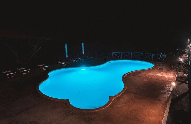 The olive tree, apartment with pool 5 minutes from the sea
