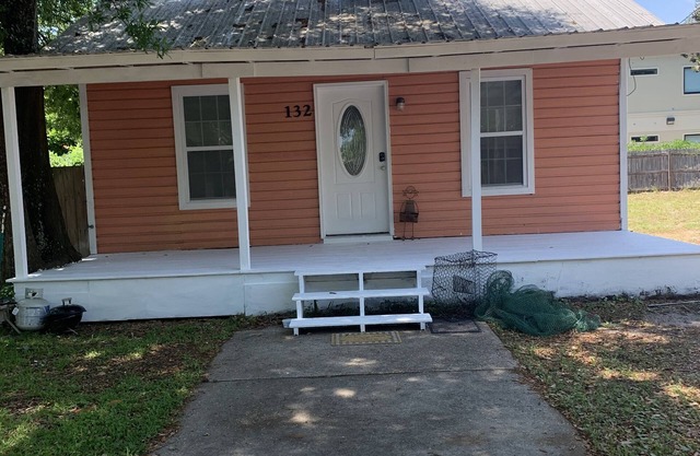 The Oyster's Pearl @ Seashell Cottages, Large Yard, for Your Boats & More!