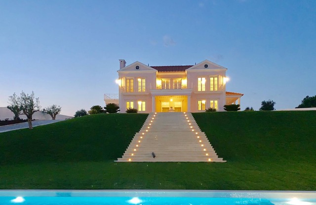 The ‘neverland resort’ in Portugal! ☀️🌴🌴🌴☀️