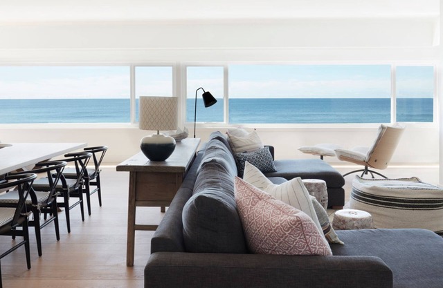 The Palms a gorgeous modern house positioned as close as you can get to beautiful palm beach.