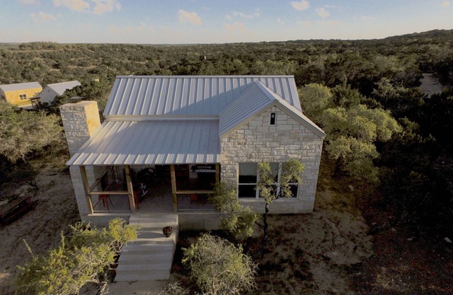 Die Pauline, eine luxuriöse Casita mit einem Schlafzimmer bei Hill Country Casitas