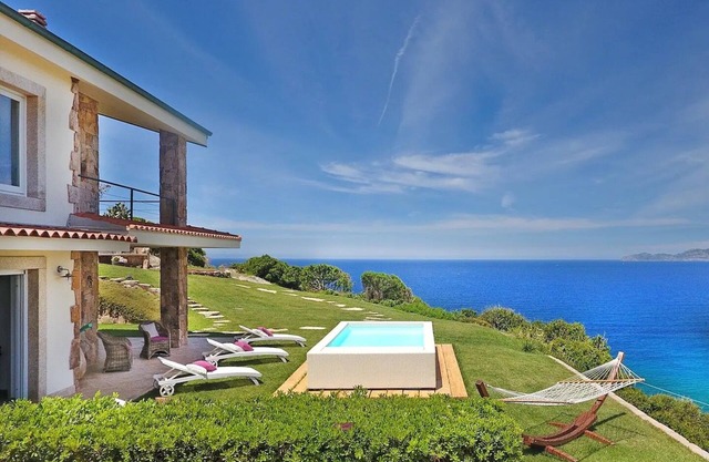 The Pearl by the Sea
